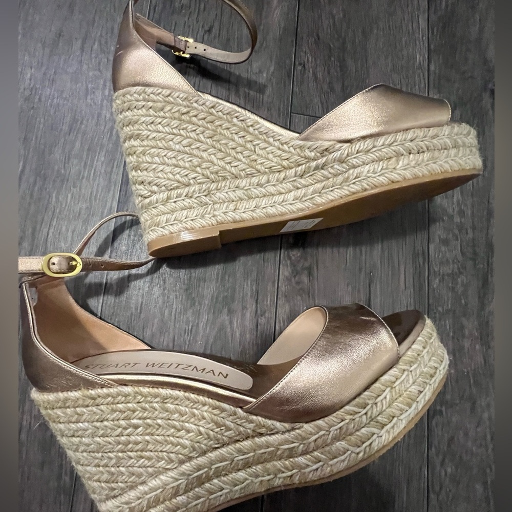 Stuart Weitzman | Nudistcurve Espadrille Wedges | Gold | Size: 9